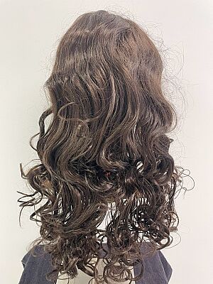 Dalgalı Uzun Boy Kestane Renk Maşalı Sentetik Peruk - 6