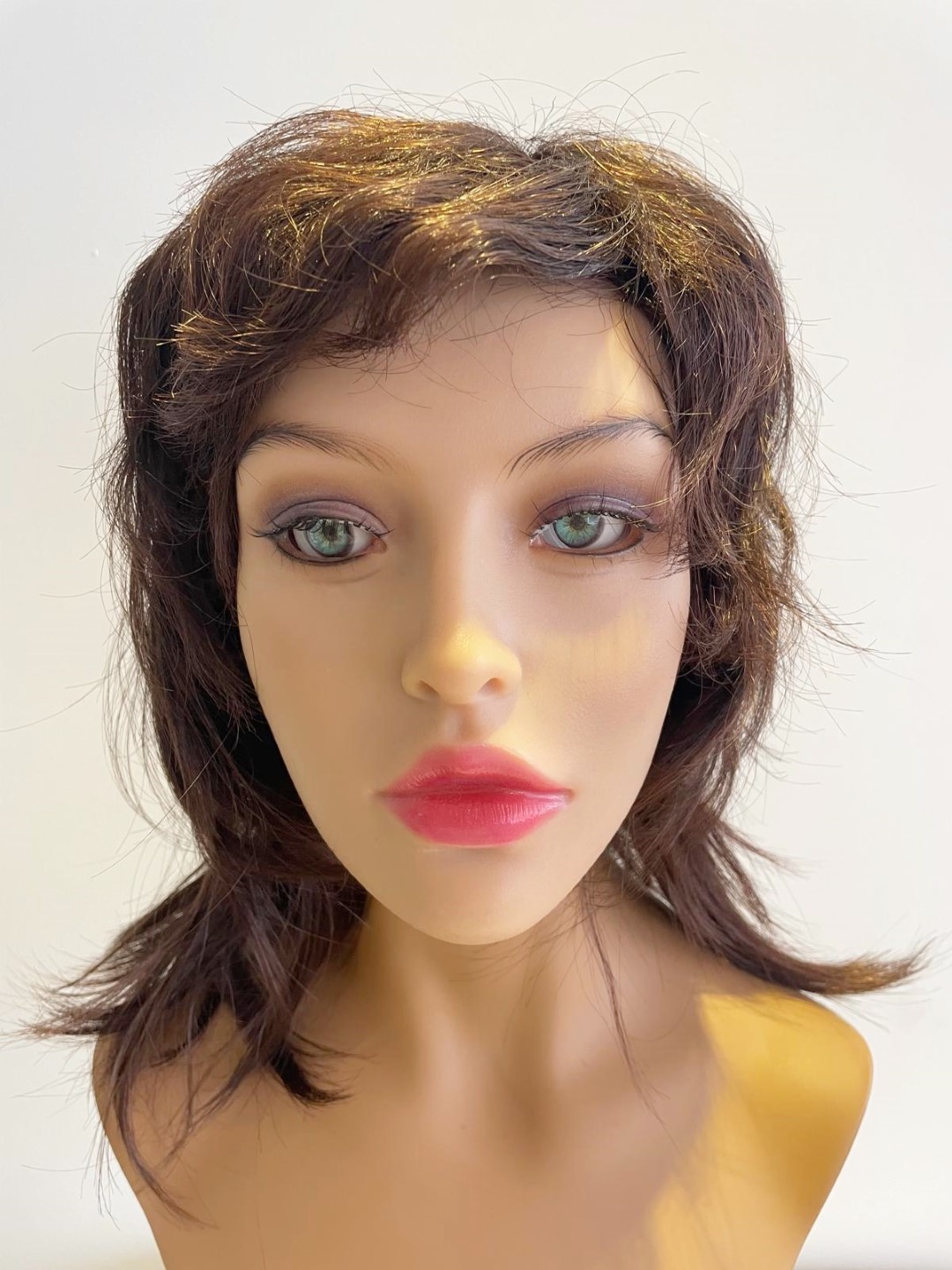 Kampanyalı Orta Boy Sentetik Peruk Sınırlı Stoklarla - 3