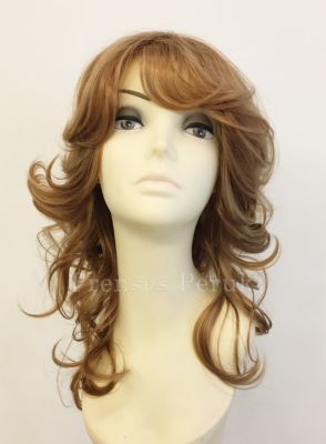 Kumral Karamel Canlı Renkte Uzun Boy Katlı Kesim Yan Kahküllü Peruk