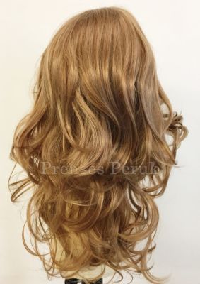 Kumral Karamel Canlı Renkte Uzun Boy Katlı Kesim Yan Kahküllü Peruk