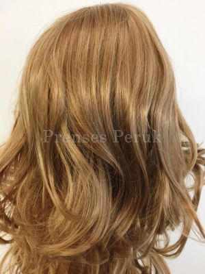 Kumral Karamel Canlı Renkte Uzun Boy Katlı Kesim Yan Kahküllü Peruk