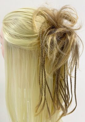 Kumral Röfleli Örgülü Hazır Topuz Modeli