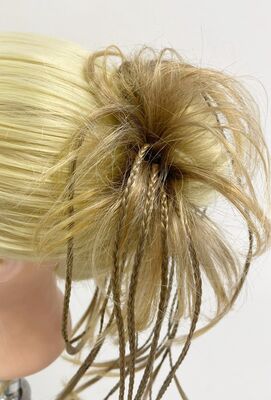 Kumral Röfleli Örgülü Hazır Topuz Modeli